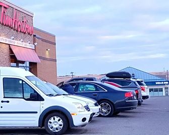 Widus Inn - Swift Current