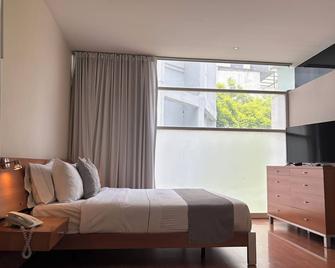 Lombardo Suites - Mexico City - Bedroom
