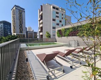 Studio Hub Vila Madalena, perto Metrô V. Madalena - סאו פאולו - מרפסת