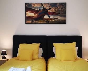 Riverside Toulouse (Savory) - Blagnac - Bedroom