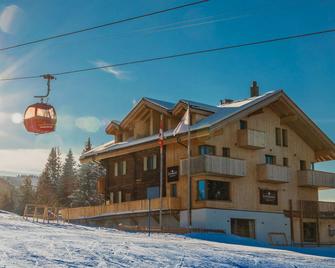 Rinderberg Swiss Alpine Lodge - Zweisimmen - Gebouw