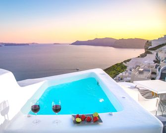 Onar Villas Oia - Onar Hotels Collection - Oia - Havuz