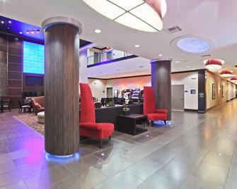 Holiday Inn Express & Suites North Dallas At Preston By IHG - דאלאס - לובי