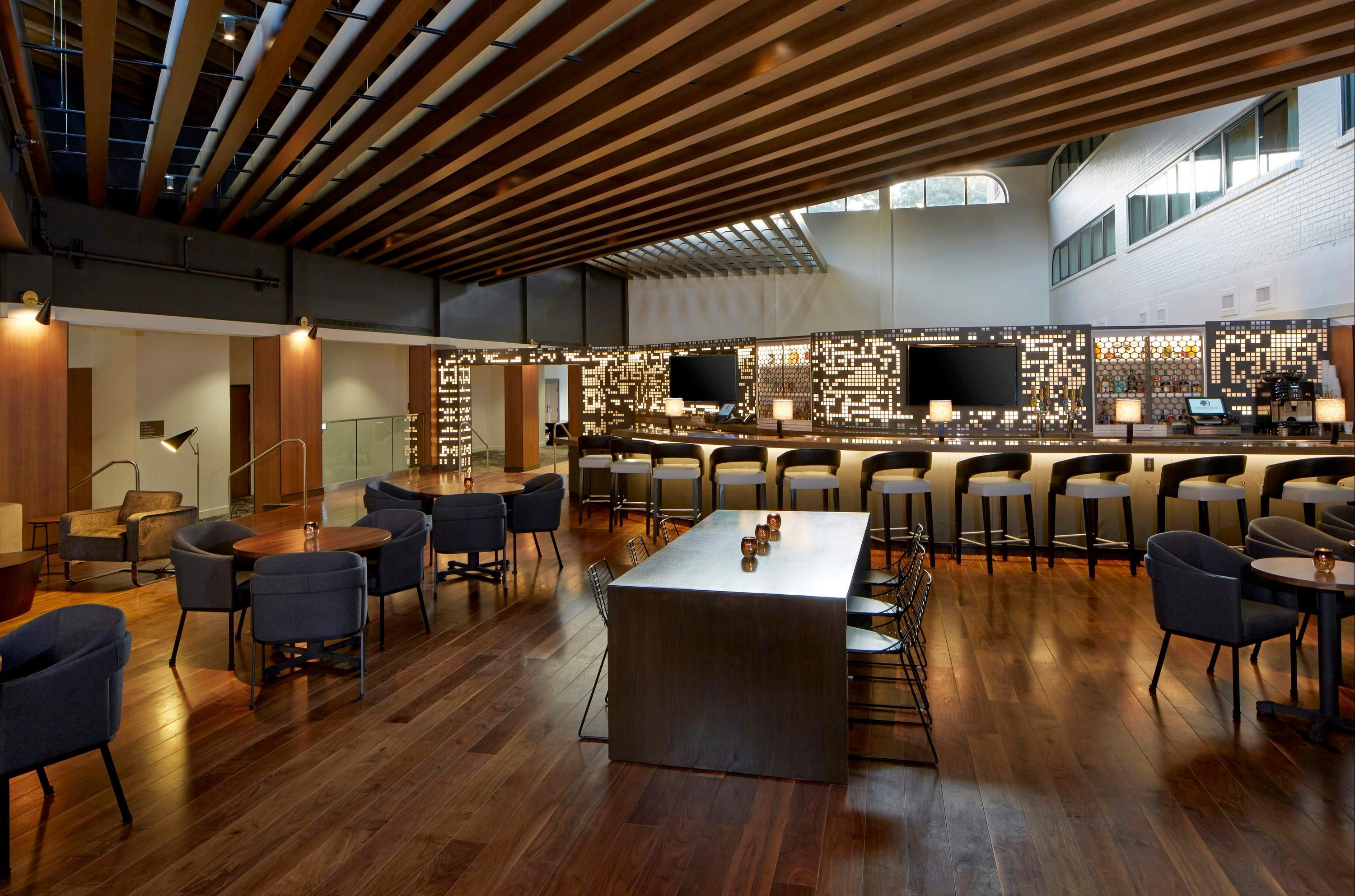 DoubleTree by Hilton Atlanta Perimeter Dunwoody - Atlanta - Bar