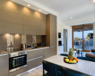 Xenios Dias Apartments - Χανιά - Κουζίνα