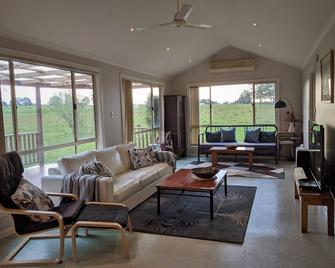 Wombat Forest Country Retreat - Trentham - Soggiorno