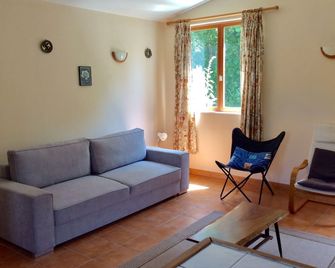 Gite in Secluded Setting - Picauville - Salon