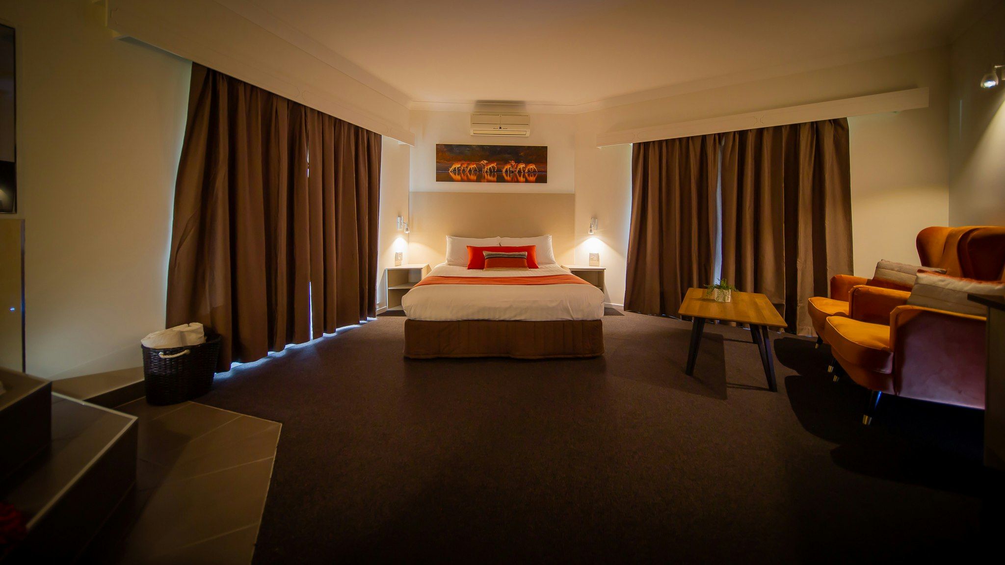 Hamilton's Queanbeyan Motel - Queanbeyan - Bedroom