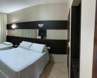Hotel Monte Libano - Paranaguá - Bedroom