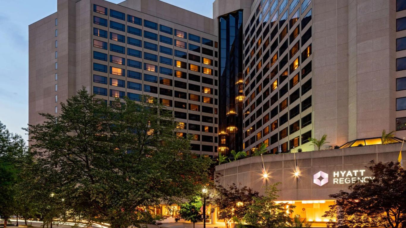 Hyatt Regency Crystal City at Reagan National Airport