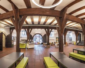 Jugendherberge Dinkelsbühl - Youth Hostel - Dinkelsbühl - Lobby