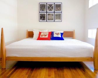 Danish Modern Luxury Spa Retreat - אלבקורקי - חדר שינה