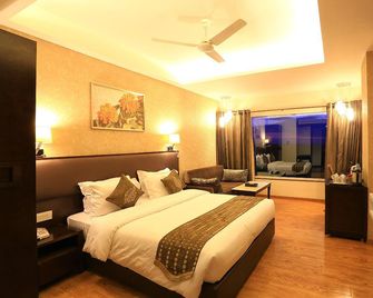 Nandan Kanan By M Square - Dewas - Bedroom