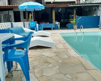 Pousada Edson - Caraguatatuba - Piscina