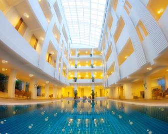 Trang Hotel Bangkok - Sha Plus - Bangkok - Pool