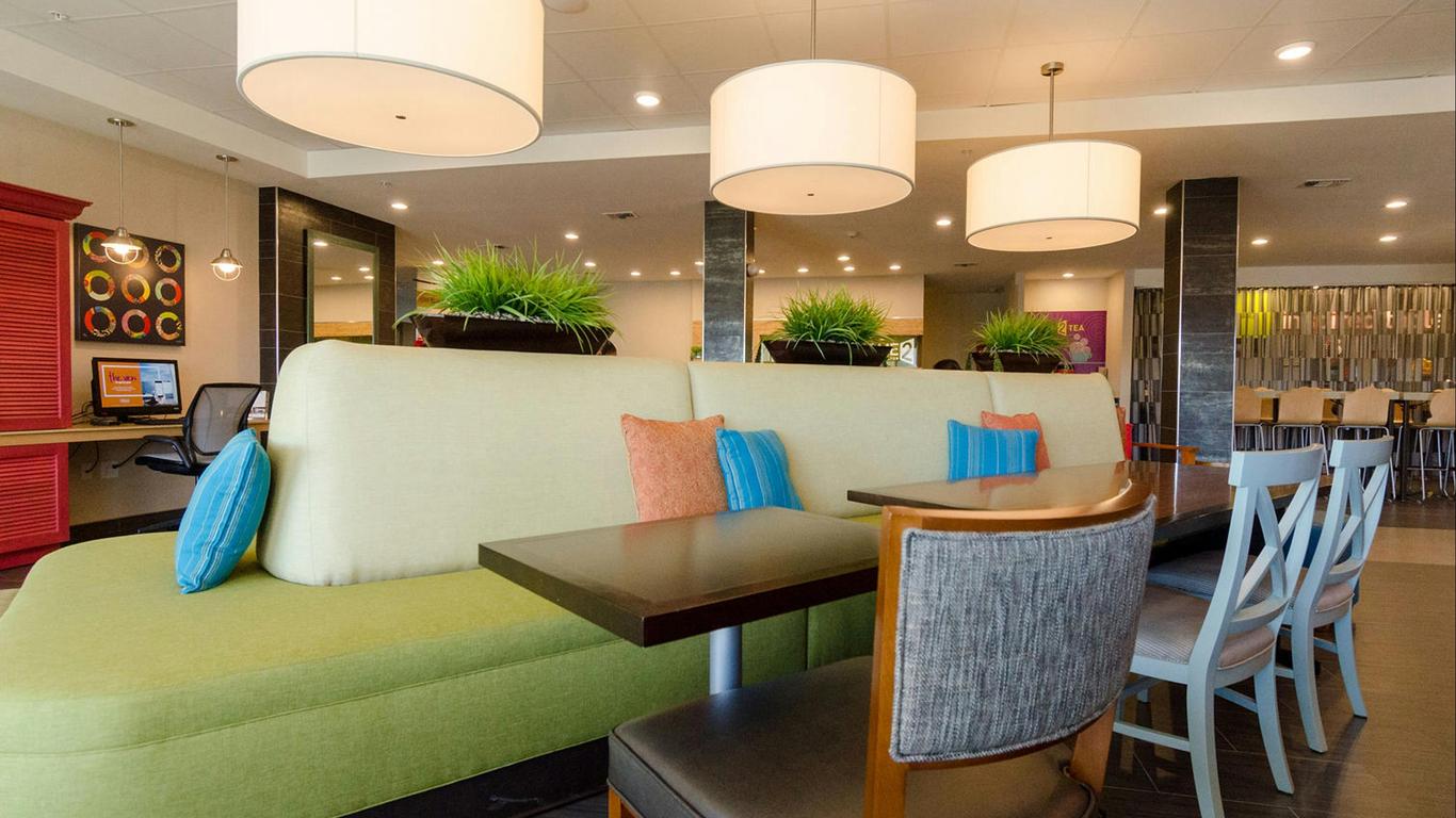 Home2 Suites by Hilton Portland