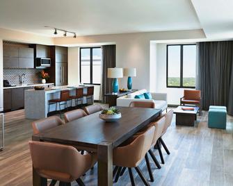 THesis Hotel Miami Coral Gables, Curio Collection by Hilton - Coral Gables - Eetruimte