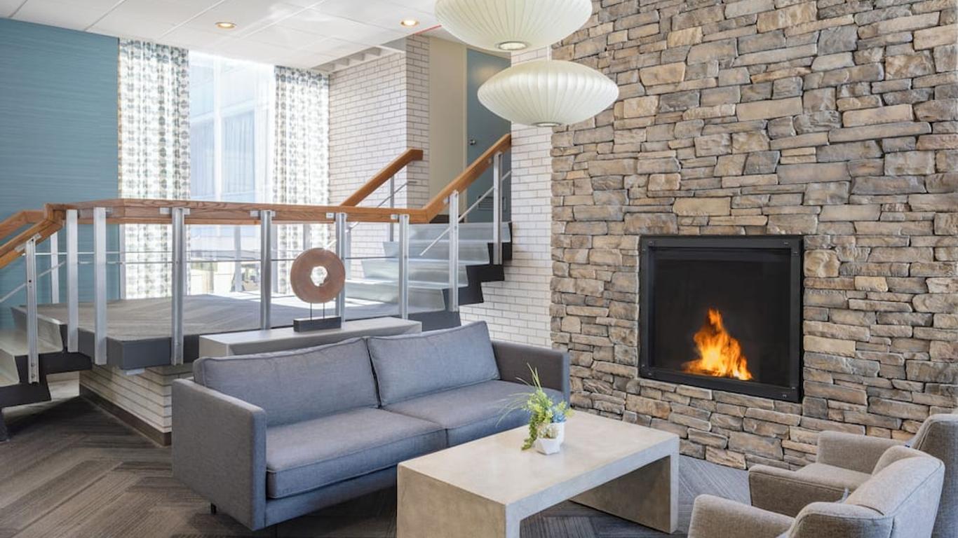 فندق ميد تاون