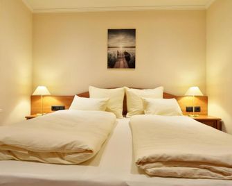 Hotel Weisser Hirsch - Sankt Wolfgang im Salzkammergut - חדר שינה