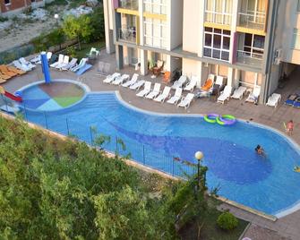 Sun City Apartments - Sonnenstrand - Pool
