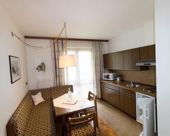Ferienhof Alte Post, Apartments - Weissbriach - Cucina