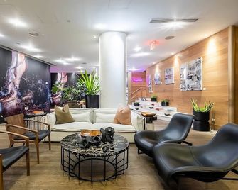 Relaxation Meets Convenience! Pets Allowed Here! Close to Brooklyn Bridge - New York - Lounge