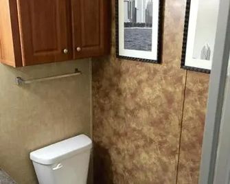 Grand Inn - Big Lake