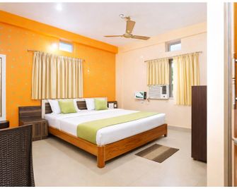 Goroomgo krishna Residency Puri - Budget Friedly with WiFi Facility - Puri - Bedroom
