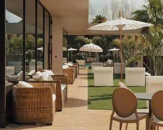Hotel Leiriartem by Grupo Quinta dos Lagos - Leiria - Patio
