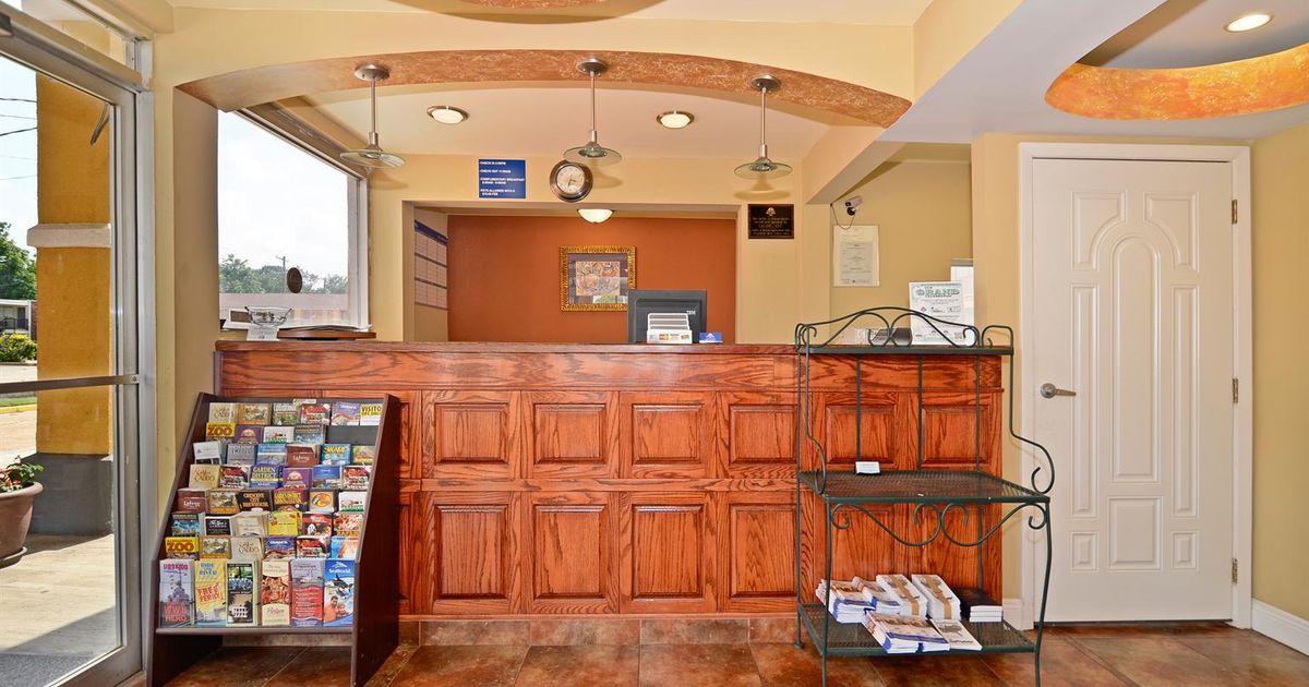 Americas Best Value Inn Alexandria from 44. Alexandria Hotel Deals