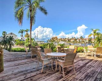 Resort-Style Condo with Pool 19 Miles to Fort Myers - Punta Gorda - Patio