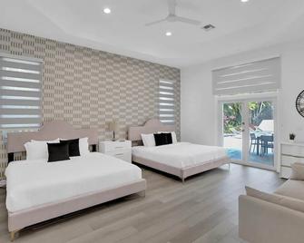7000sf Mansion Pool|Theater|Gameroom - Davie - Bedroom
