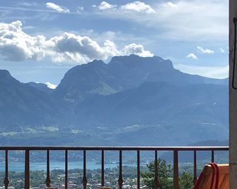 Les Ô d'Annecy - Saint-Jorioz - Balkón