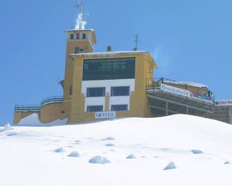 Tana Della Volpe - Sestriere - Toà nhà