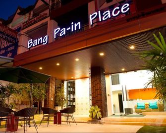 Bang Pa-in Place - Ayutthaya