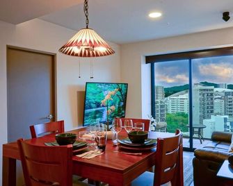 @SmartMobilis Luxury Villa for Long Stays & Medical Tourism Balcony,Pool & Gym - San José - Dining room