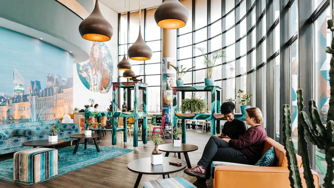 The Hague Teleport Hotel