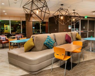 Home2 Suites by Hilton-Bakersfield - Bakersfield - Lounge