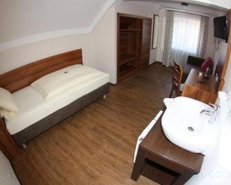 Hotel Maierbräu - Altomünster - Bedroom