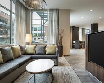 Courtyard by Marriott Nanaimo - Nanaimo - Sala de estar