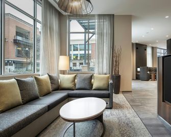 Courtyard by Marriott Nanaimo - Nanaimo - Sala de estar