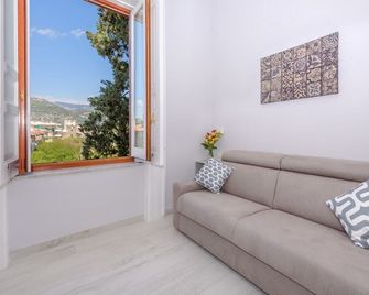 Crawford Flats - Sant'Agnello