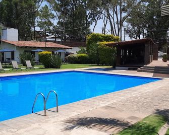 Hotel El Arco - Valle de Bravo - Piscina
