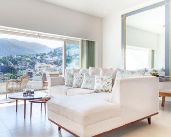Zenith 601, Zona Romantica, 2 Balconies - Pto Vallarta - Sala de estar