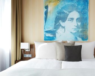 Living Hotel Düsseldorf - Düsseldorf - Bedroom
