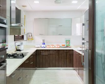 Under My Roof Superio - New Delhi - Køkken