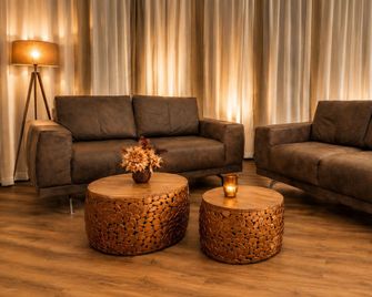 Privat Relax-Spa Sursee / Luzern mit Whirlpool und Sauna - Sursee - Lounge