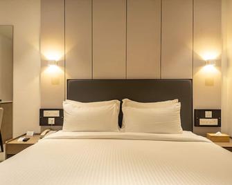 Hotel Riviera Garden - Kochi - Bedroom