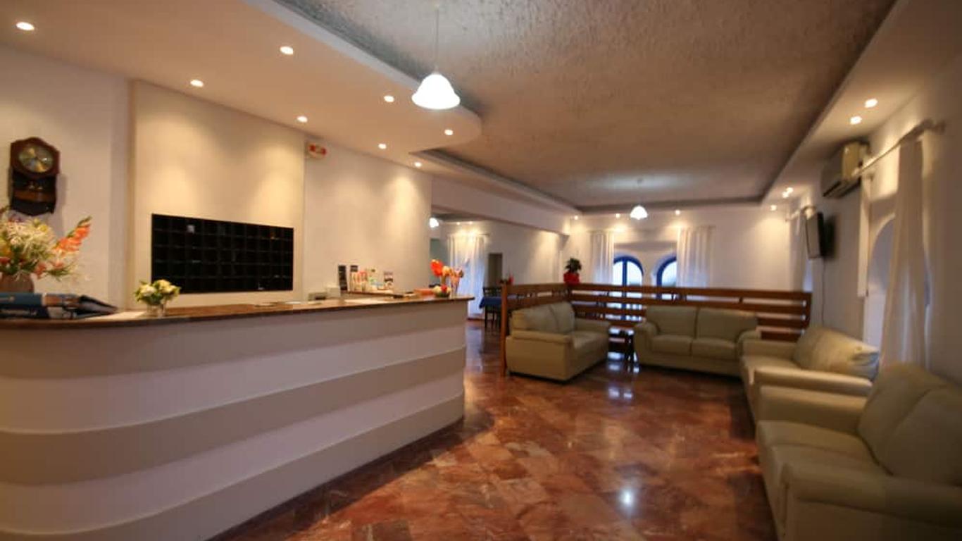 Mare Naxia Hotel