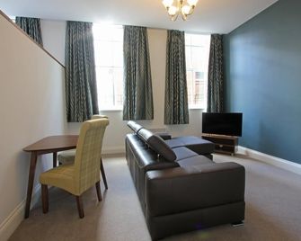 The Castle Collection - 3 Union Court - Liverpool - Living room